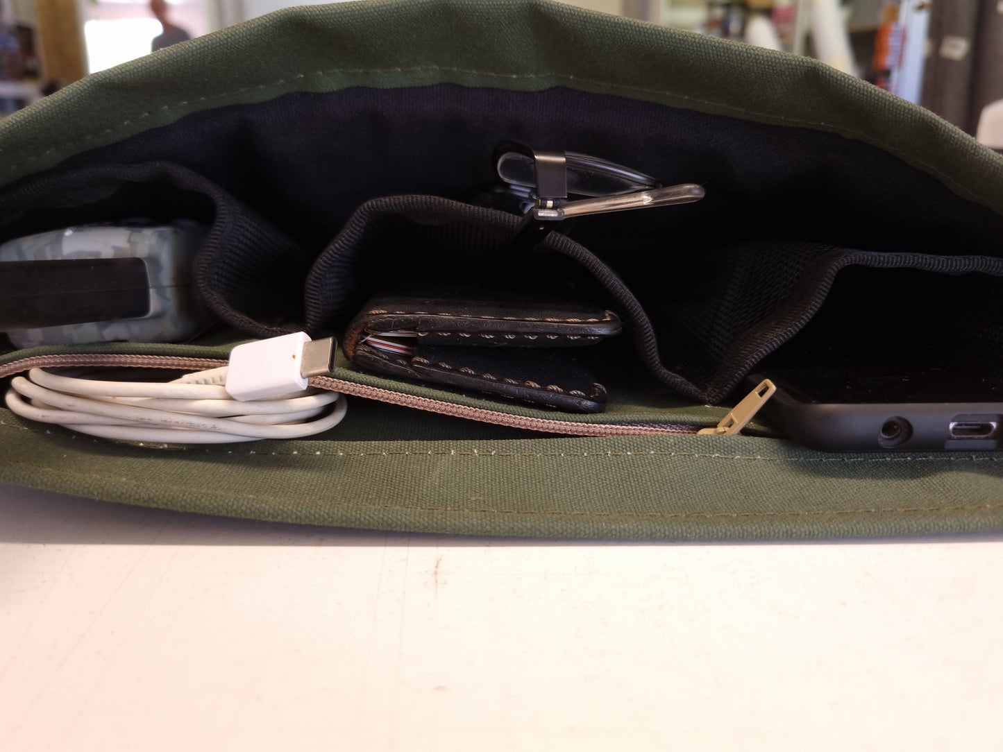 Canvas or faux leather dash tidy 4 pockets